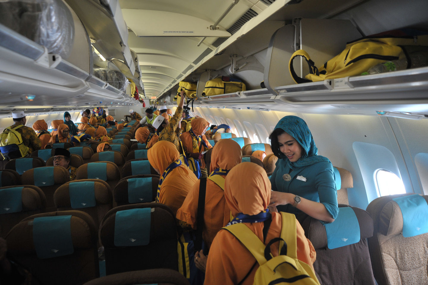 Detail Foto Dalam Pesawat Garuda Indonesia Nomer 38