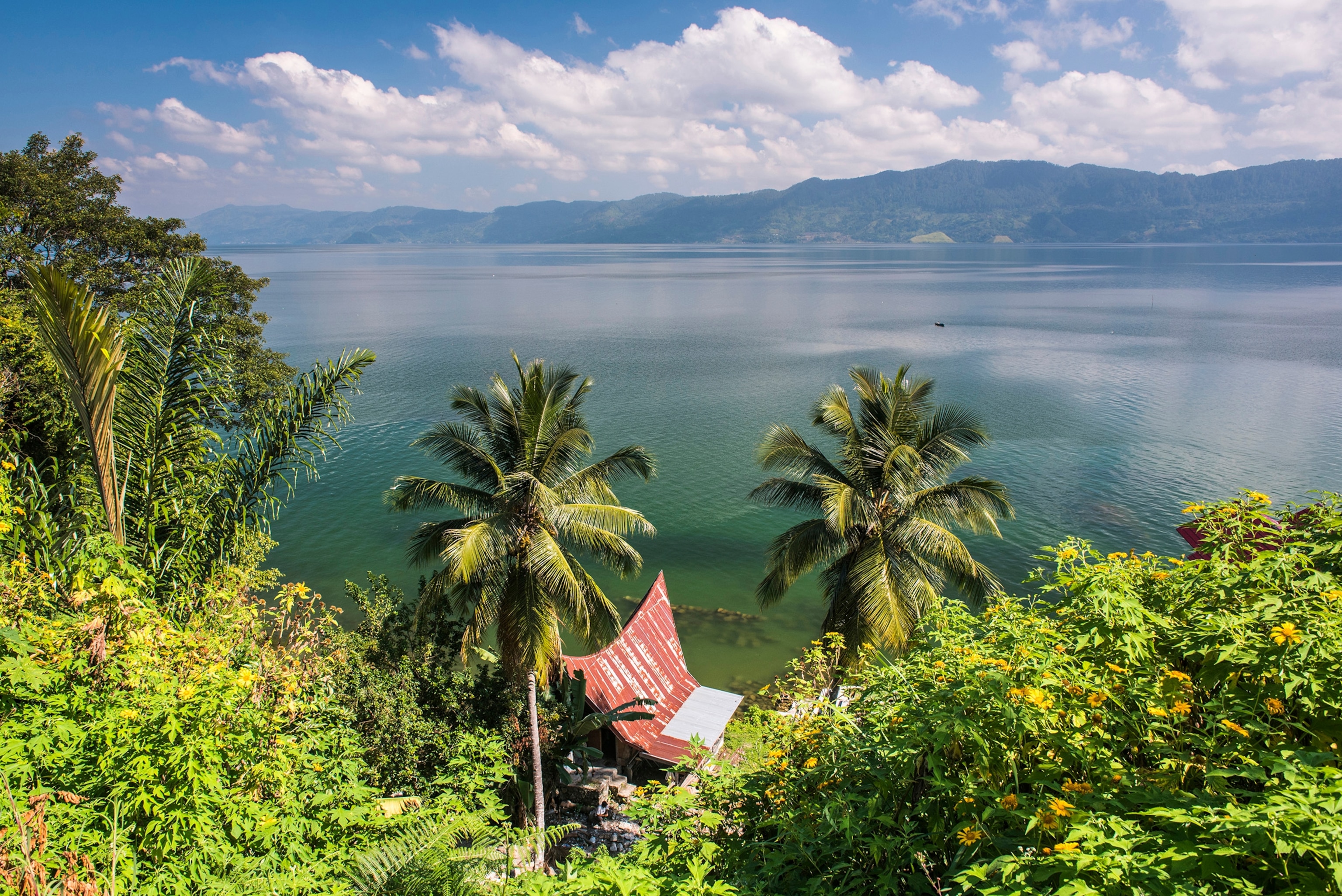 Detail Foto Danau Toba Nomer 4