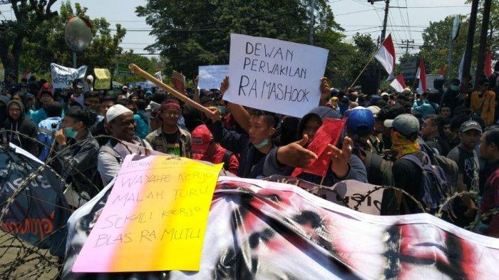 Detail Foto Demo Hari Ini Nomer 45