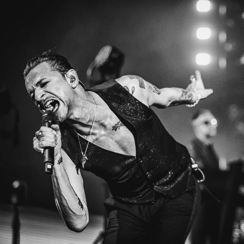 Detail Foto Depeche Mode Nomer 37