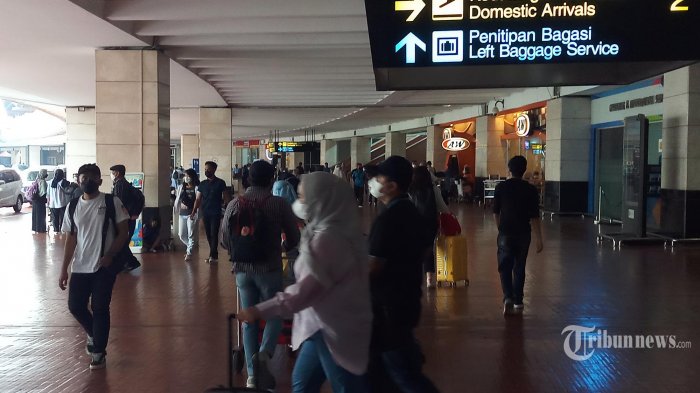 Detail Foto Di Bandara Soekarno Hatta Nomer 30