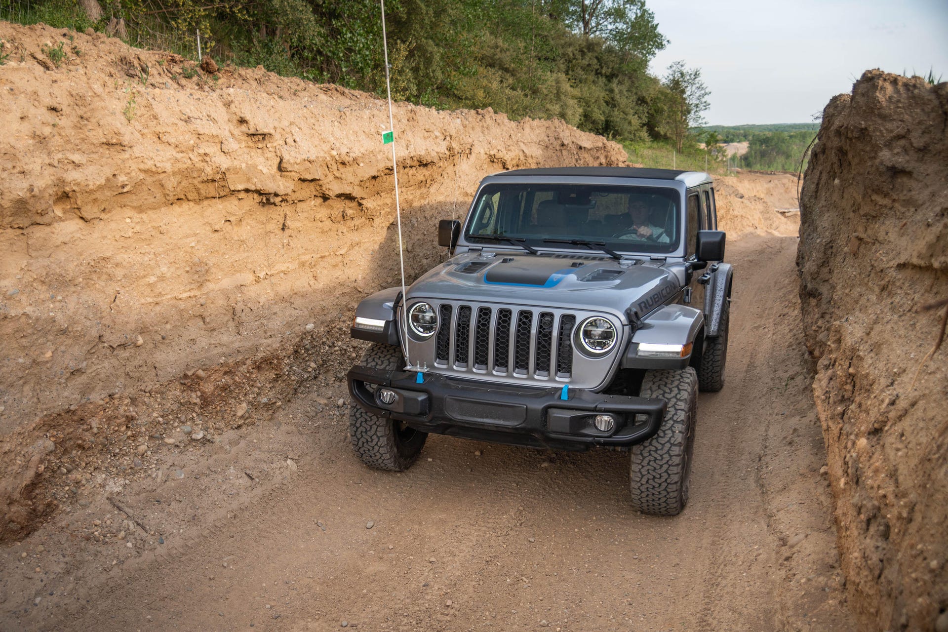 Detail Foto Di Jeep Nomer 30