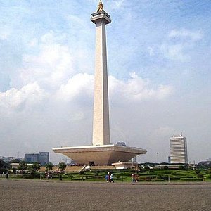 Detail Foto Di Monas Nomer 23