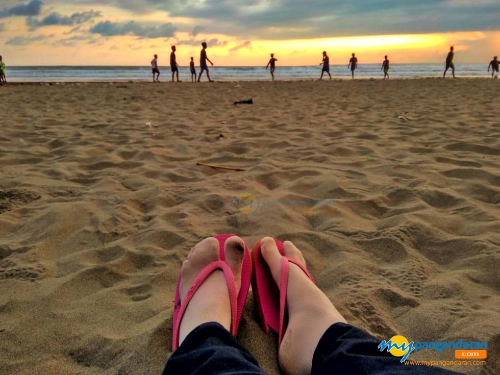 Foto Di Pantai Sore Hari - KibrisPDR