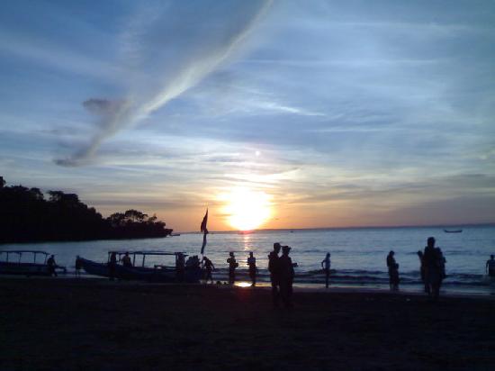 Detail Foto Di Pantai Sore Hari Nomer 32