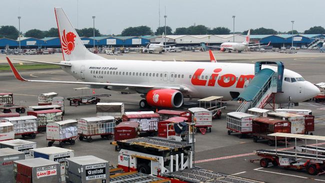 Detail Foto Di Pesawat Lion Air Nomer 39