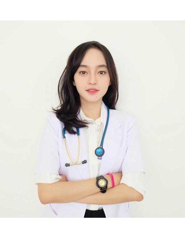 Foto Dokter Cantik - KibrisPDR