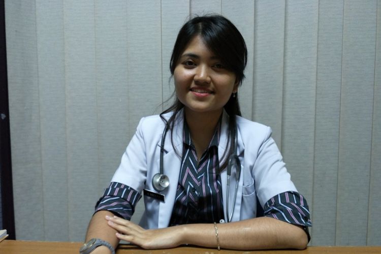 Detail Foto Dokter Cantik Nomer 28