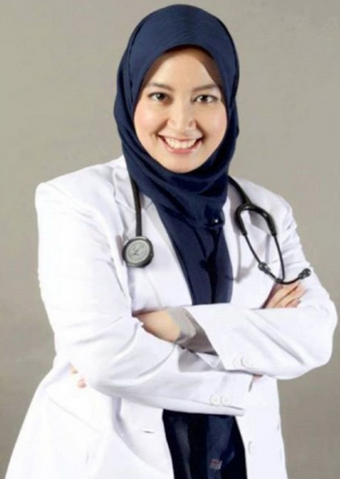 Detail Foto Dokter Hijab Nomer 8