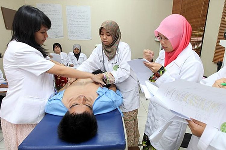 Detail Foto Dokter Wanita Nomer 40