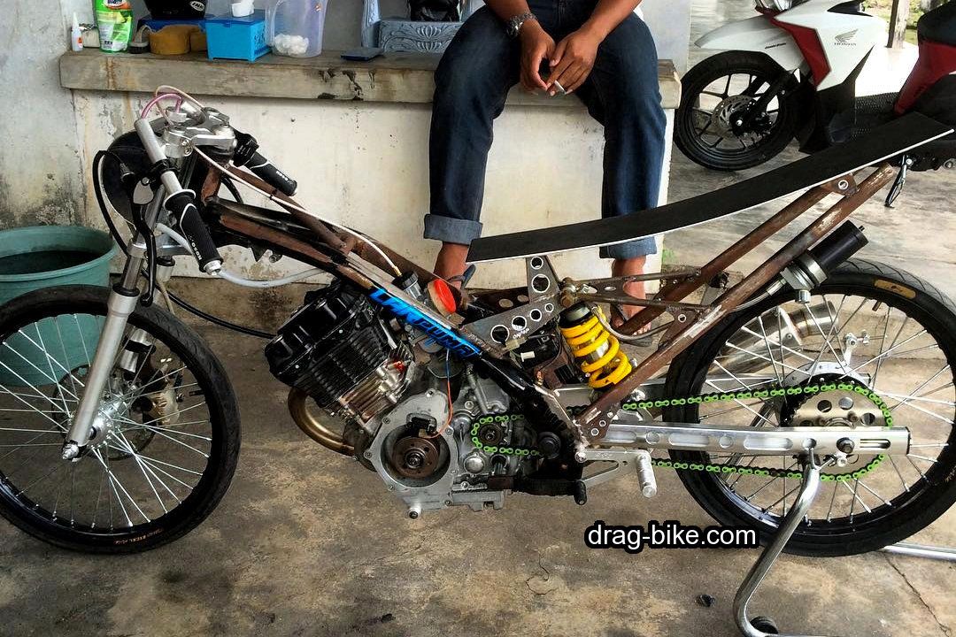 Detail Foto Drag Bike Keren Nomer 11