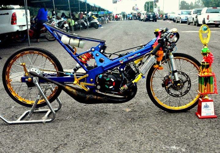 Detail Foto Drag Keren Nomer 17