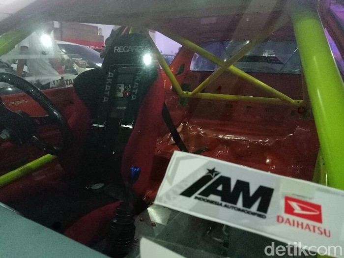 Detail Foto Drag Mobil Nomer 35