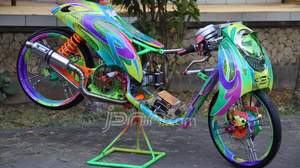 Detail Foto Drag Scoopy Nomer 48