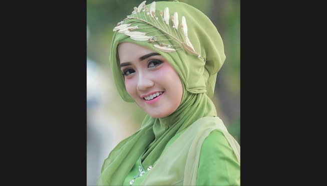 Foto Edot Arisna Artis Jepara - KibrisPDR