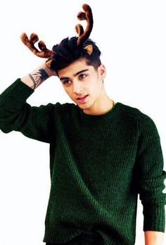 Detail Zayn Malik Hairstyle Let Me Nomer 6