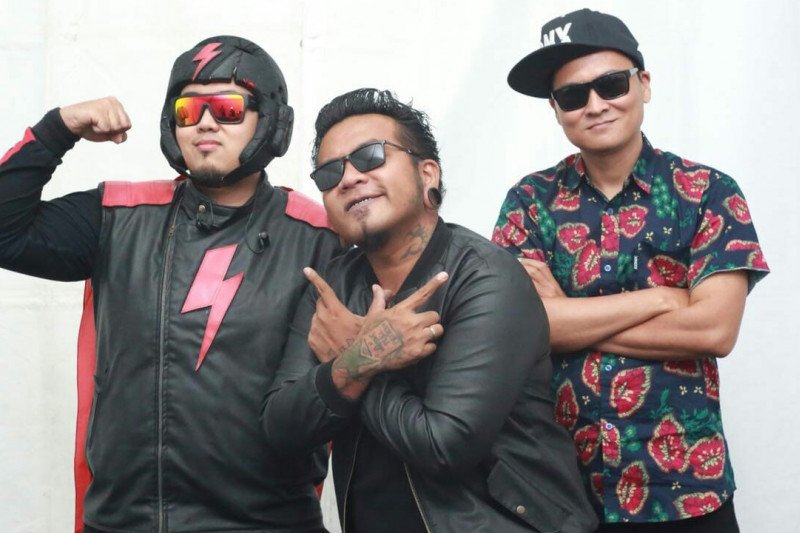 Detail Foto Endank Soekamti Nomer 19