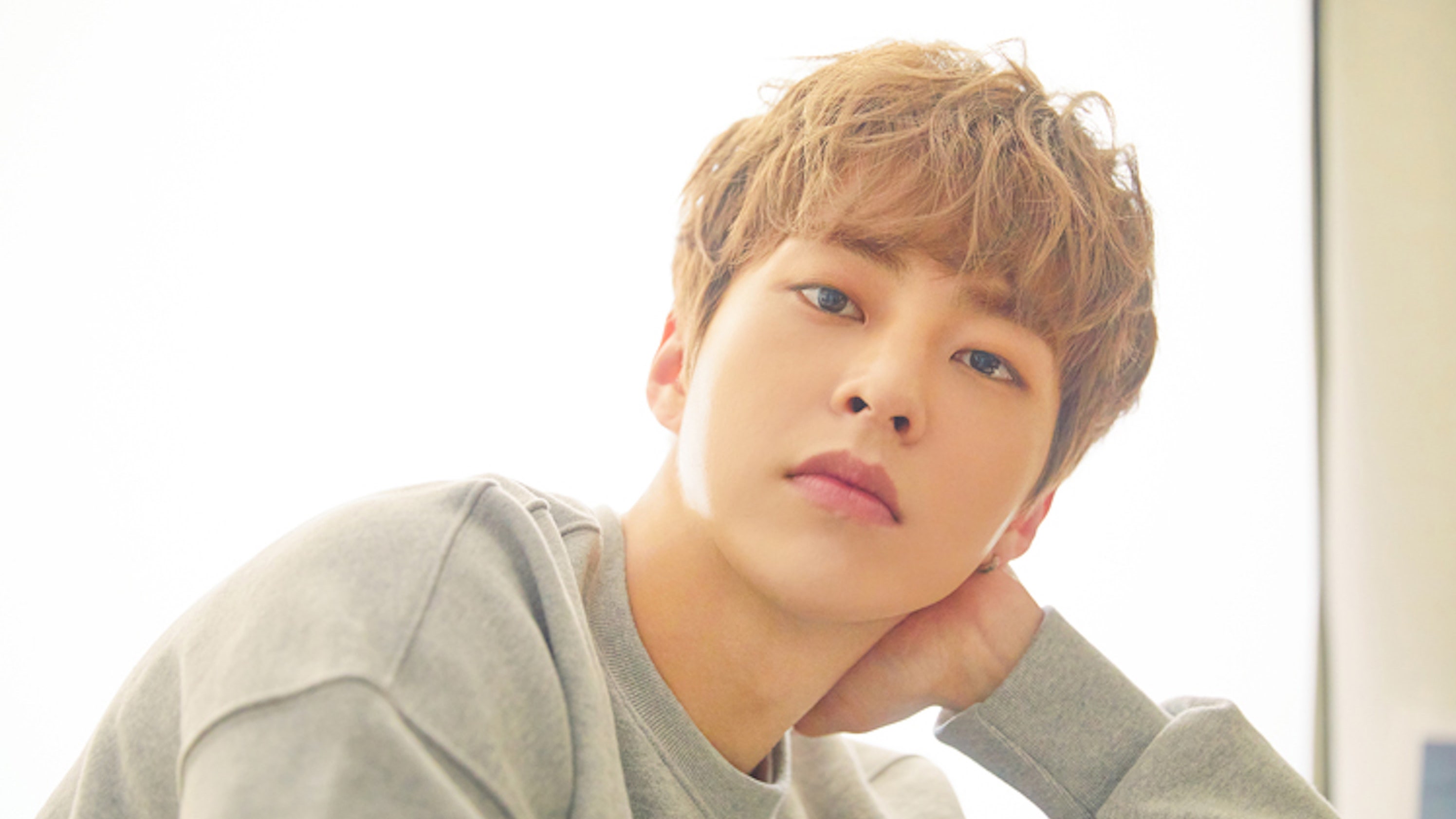 Detail Foto Exo Xiumin Nomer 4