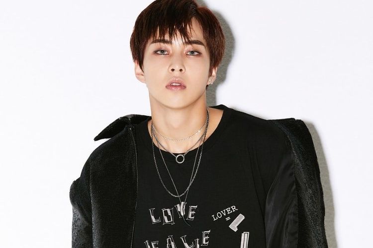 Detail Foto Exo Xiumin Nomer 47