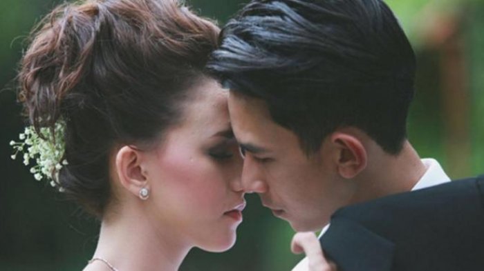 Detail Foto Fandy Christian Dan Istrinya Nomer 7