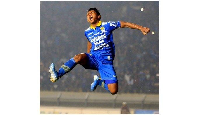 Detail Foto Febri Haryadi Pemain Persib Nomer 36