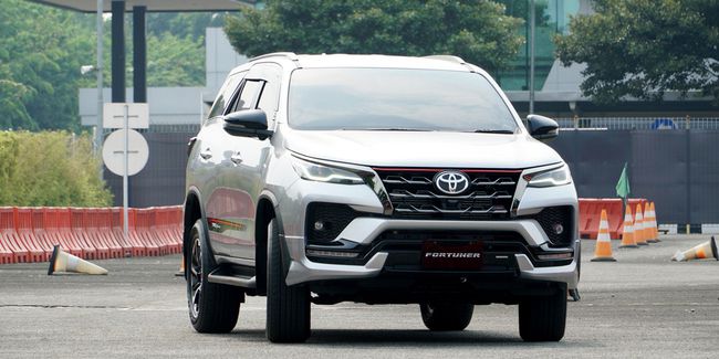 Detail Foto Fortuner 2020 Nomer 35