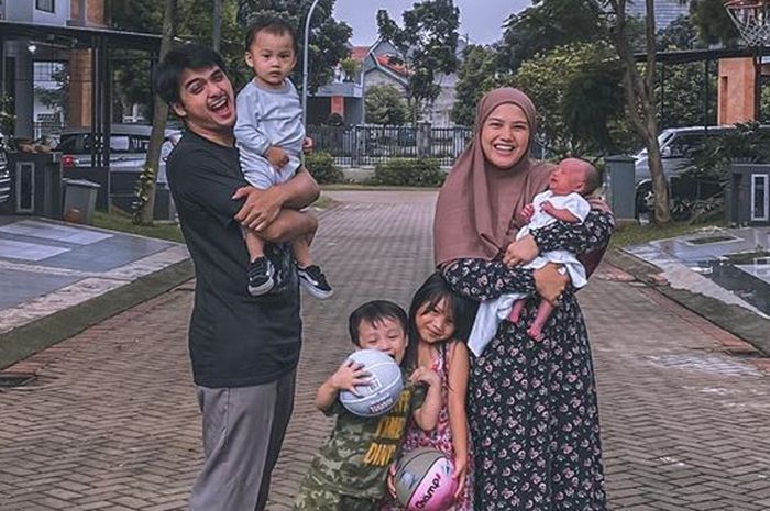 Detail Foto Foto Anak Ricky Harun Nomer 10