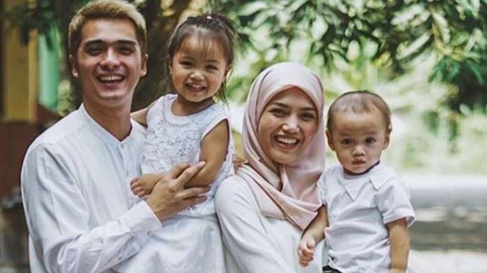 Detail Foto Foto Anak Ricky Harun Nomer 30