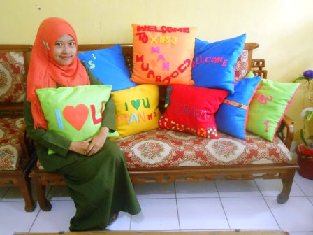 Detail Bantal Kain Perca Nomer 34