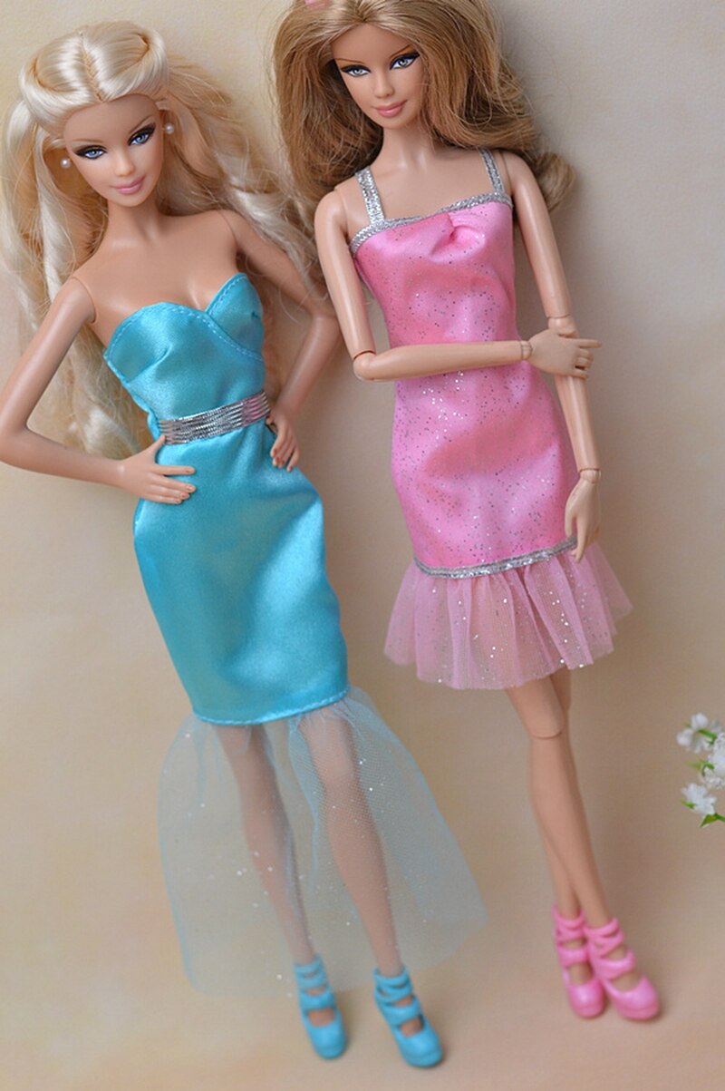 Detail Barbie Doll Crocs Nomer 55