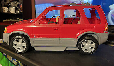 Download Barbie Ford Explorer Nomer 34