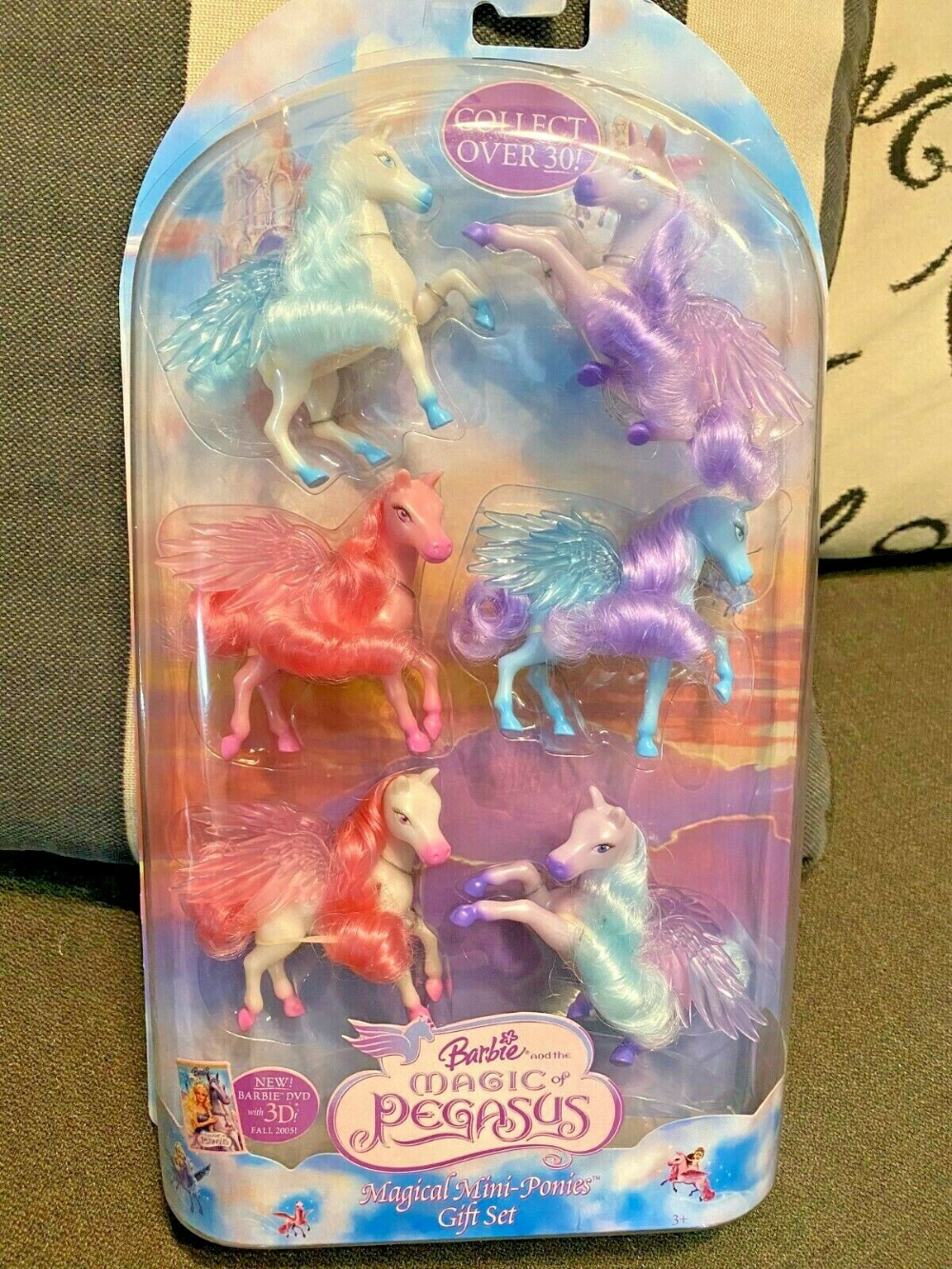 Detail Barbie Pegasus Horse Nomer 11