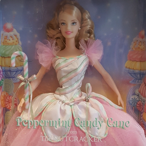 Detail Barbie Peppermint Candy Cane Nomer 33