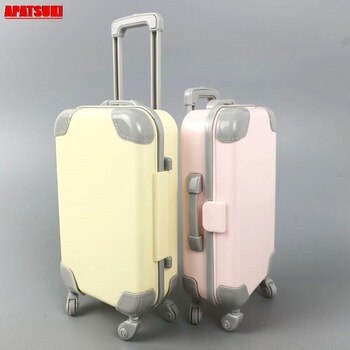 Detail Barbie Suitcase On Wheels Nomer 44