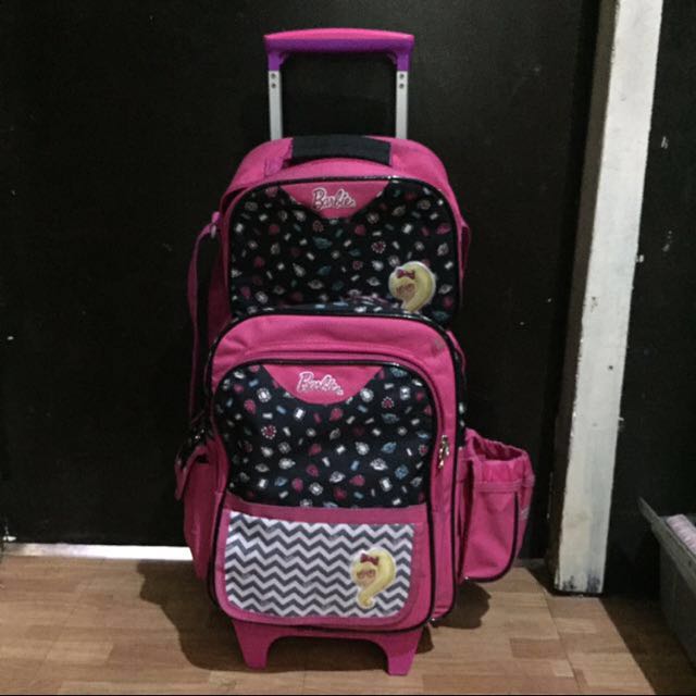 Detail Barbie Suitcase On Wheels Nomer 5