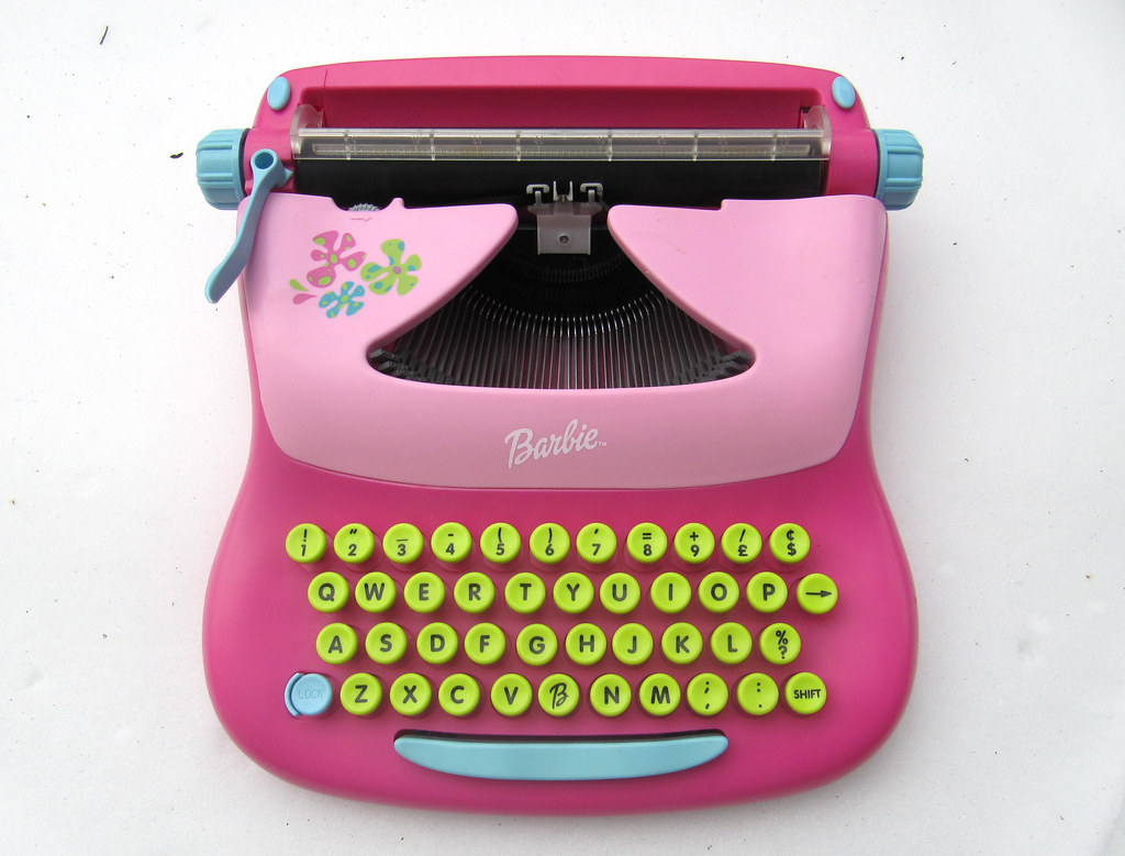Detail Barbie Typewriter Nomer 12