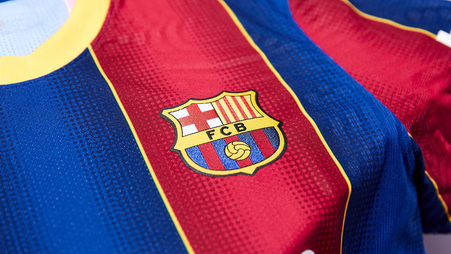 Detail Barca Badge Nomer 44