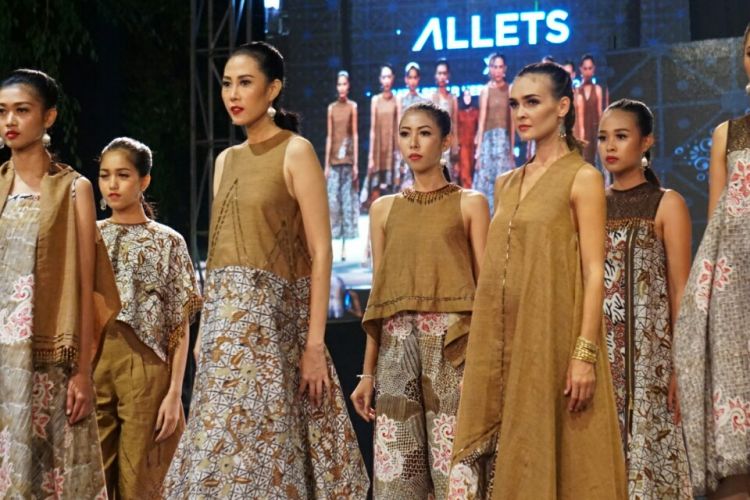 Detail Batik Banyuwangi Kopi Pecah Nomer 58