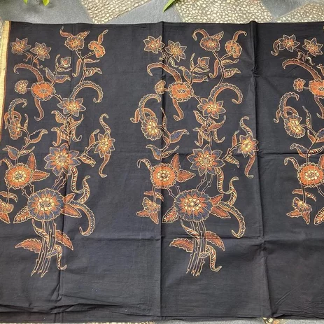 Detail Batik Gelap Nomer 47
