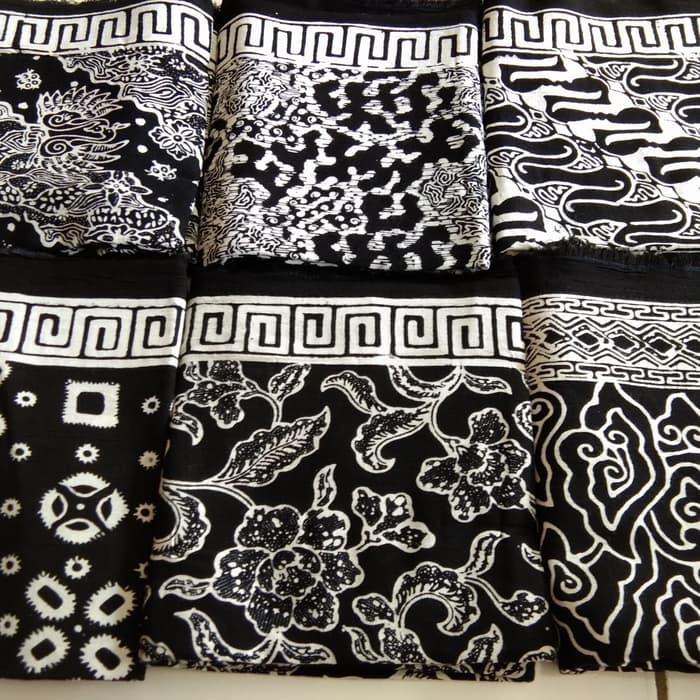 Detail Batik Hitam Putih Nomer 32