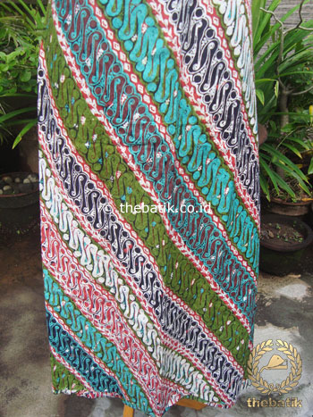 Detail Batik Warna Warni Nomer 45