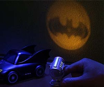 Detail Batman Alarm Clock Radio With Bat Signal Nomer 47