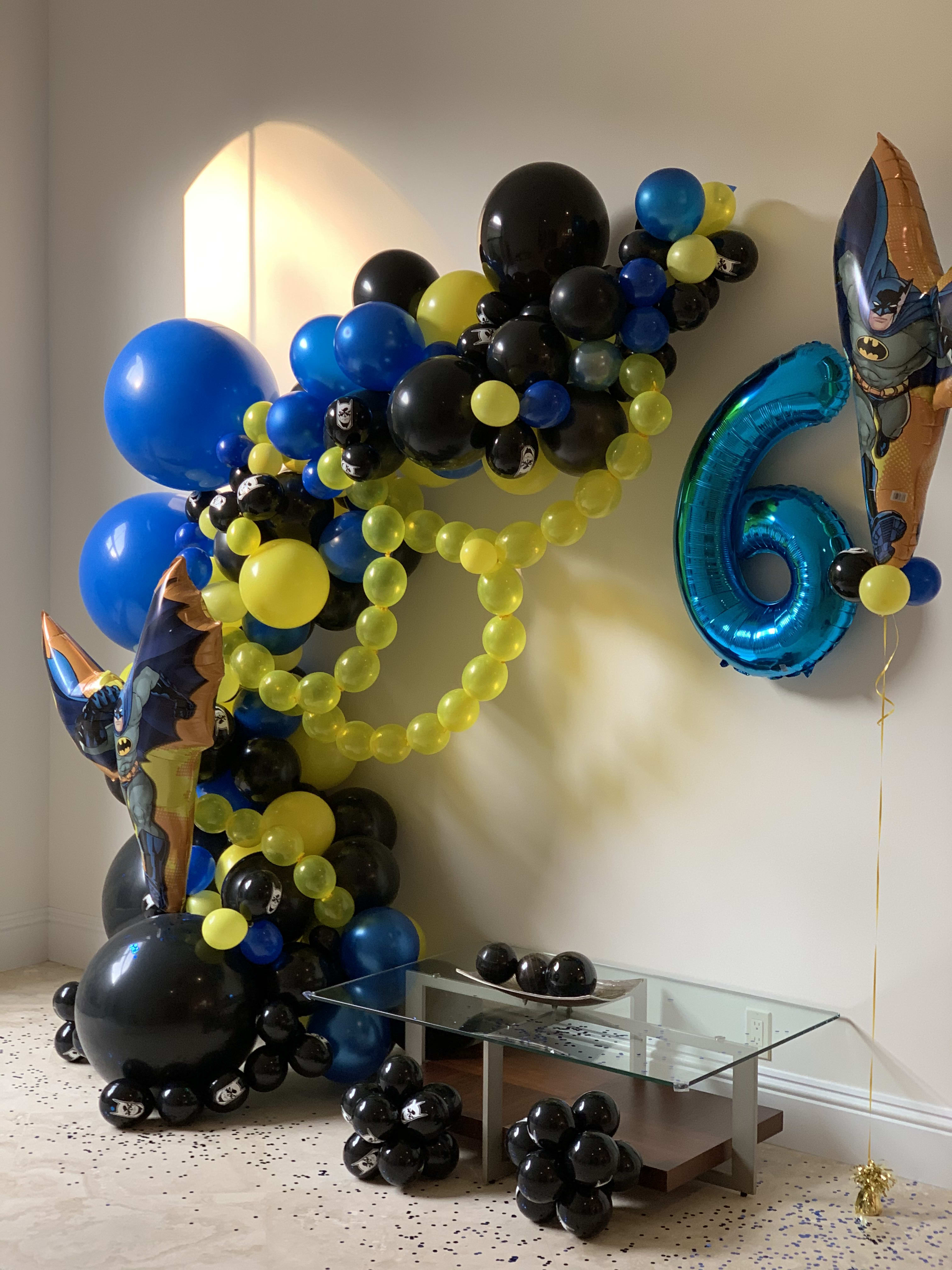 Batman Balloon Garland - KibrisPDR