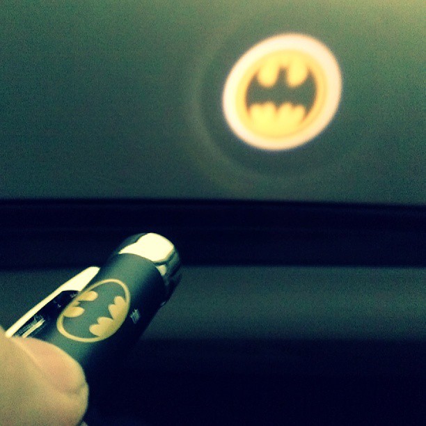 Detail Batman Flashlight App Nomer 50