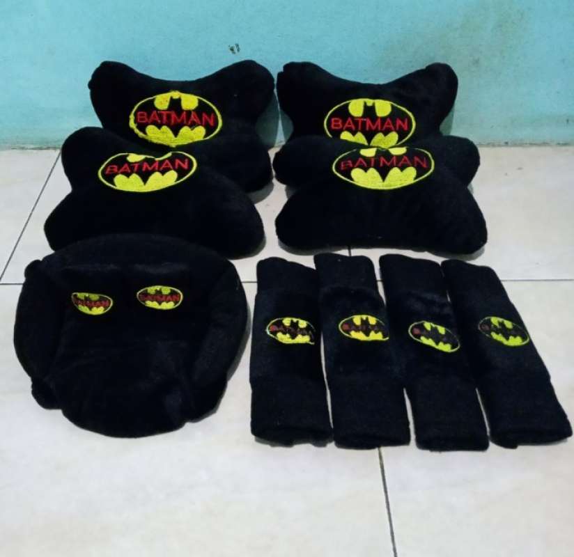 Detail Batman Hitam Nomer 18