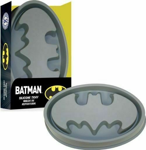 Detail Batman Symbol Cake Pan Nomer 3