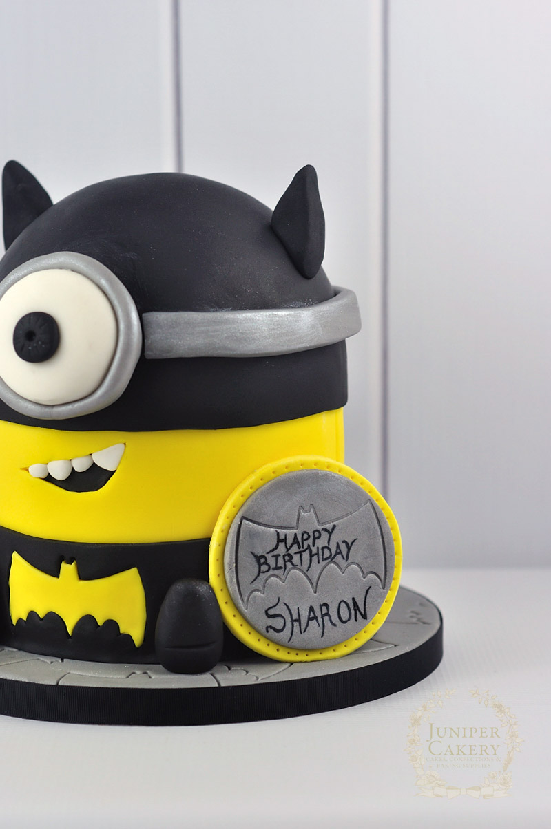 Detail Batman Symbol Cake Pan Nomer 44