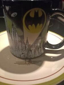 Detail Batman Thermal Mug Nomer 57