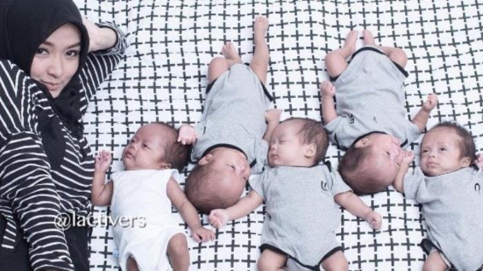 Detail Foto Foto Bayi Kembar Nomer 48