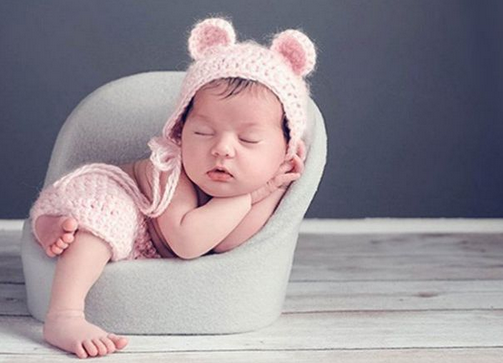 Detail Foto Foto Bayi Laki Laki Yang Lucu Nomer 30